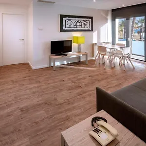 https://apartments-playa-de-castelldefels.top-hotels-tarragona.com